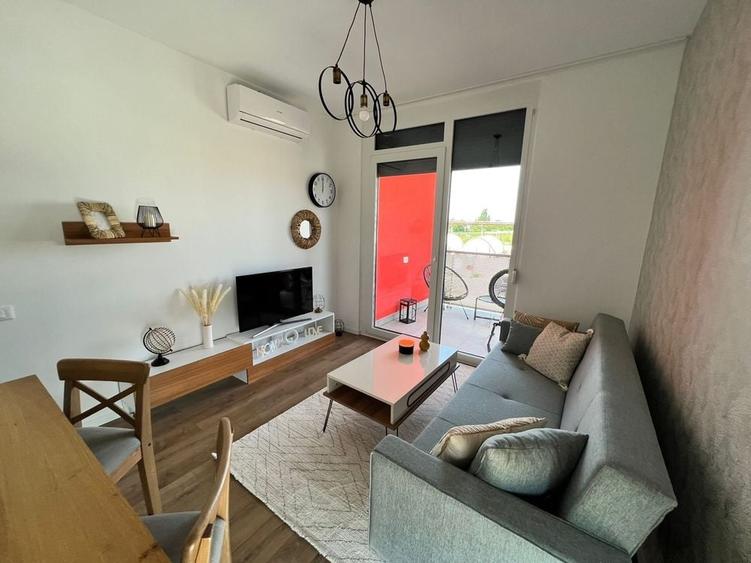 Apartament cu 2 camere decomandat în Central