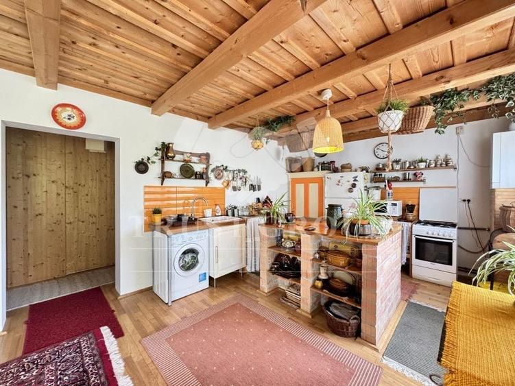 Casă individuală cu 5 camere cu Canalizare în Gruiu