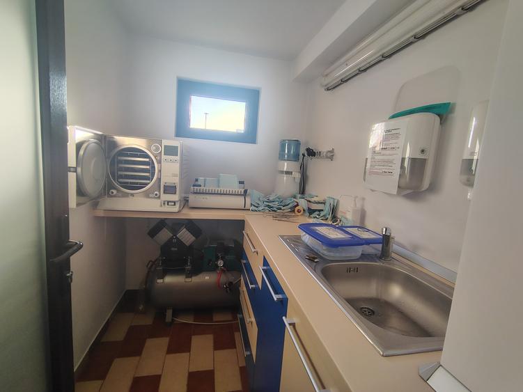 Spațiu comercial, de 65.709999084473 mp, în Casa de Cultură