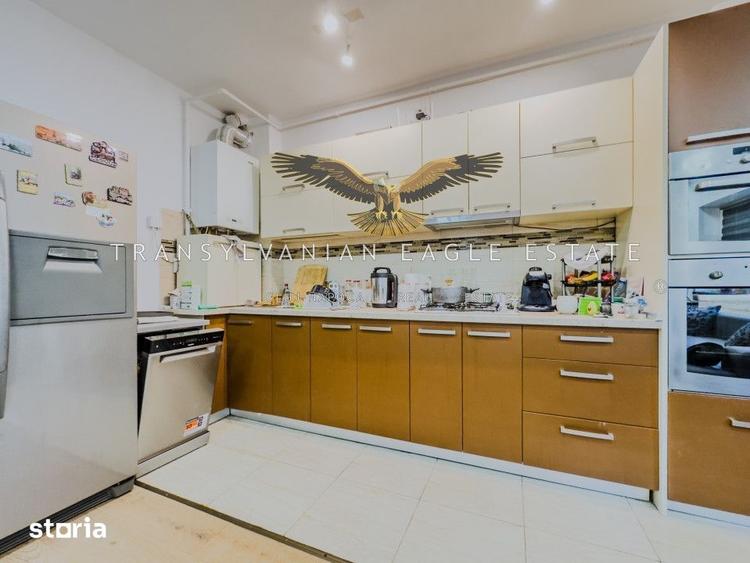 Apartament cu 2 camere semidecomandat, mobilat în Central