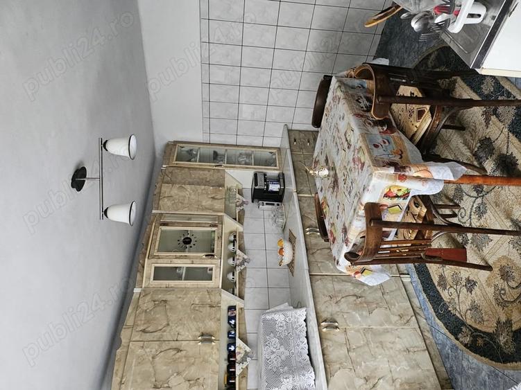 Casă cu Teren 800 Mp în Central