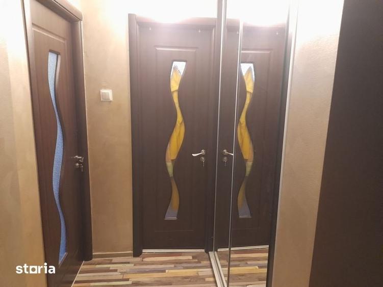 Apartament cu 3 camere decomandat în Burdujeni
