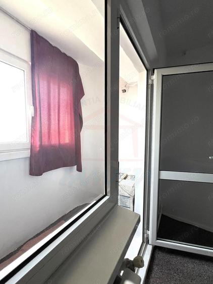 Apartament cu 2 camere decomandat, mobilat în Sud