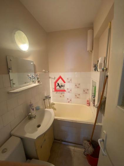 Apartament cu 2 camere decomandat, mobilat în Alexandru cel Bun