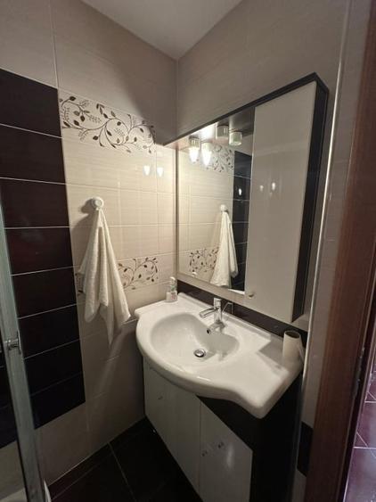 Apartament cu 4 camere decomandat, mobilat în Gării