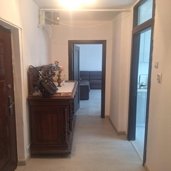 Apartament decomandat în Sebastian