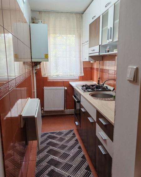 Apartament cu 2 camere semidecomandat în Tineretului