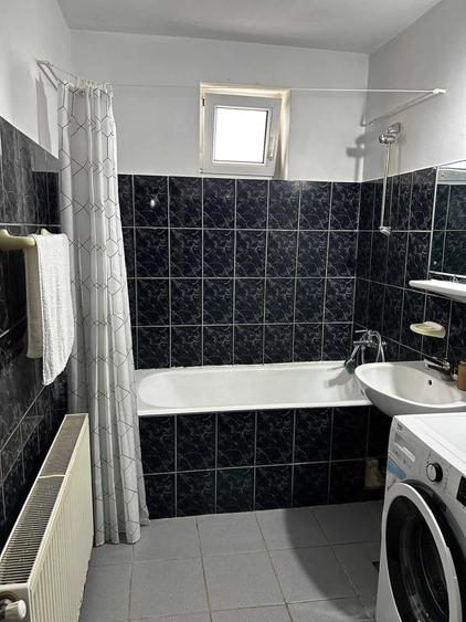Apartament cu 2 camere semidecomandat în 14 Mai