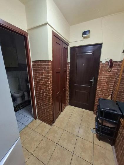 Apartament cu 2 camere decomandat în Govândari