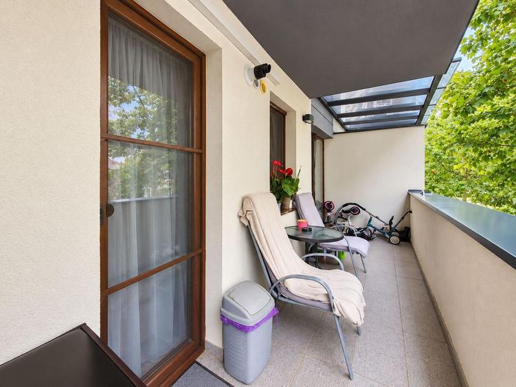 Apartament cu 2 camere semidecomandat, mobilat în Europa
