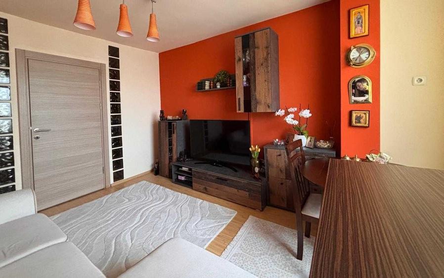 Apartament cu 2 camere decomandat, mobilat în Obor