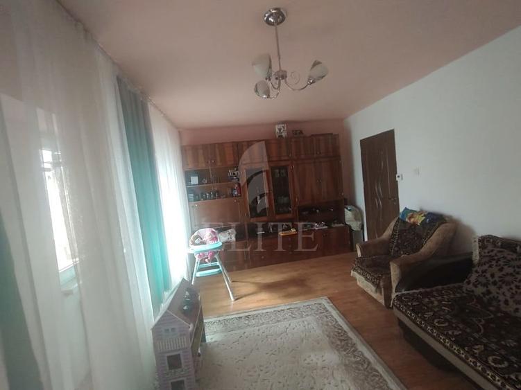Apartament cu 2 camere decomandat în Zorilor