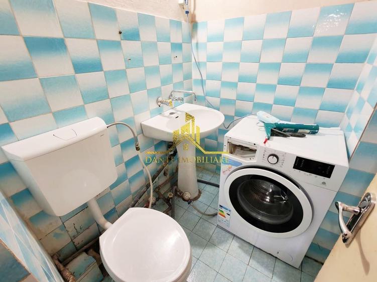 Apartament cu 3 camere decomandat, mobilat în Semicentral