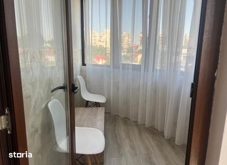 Apartament cu 3 camere în Centru Civic