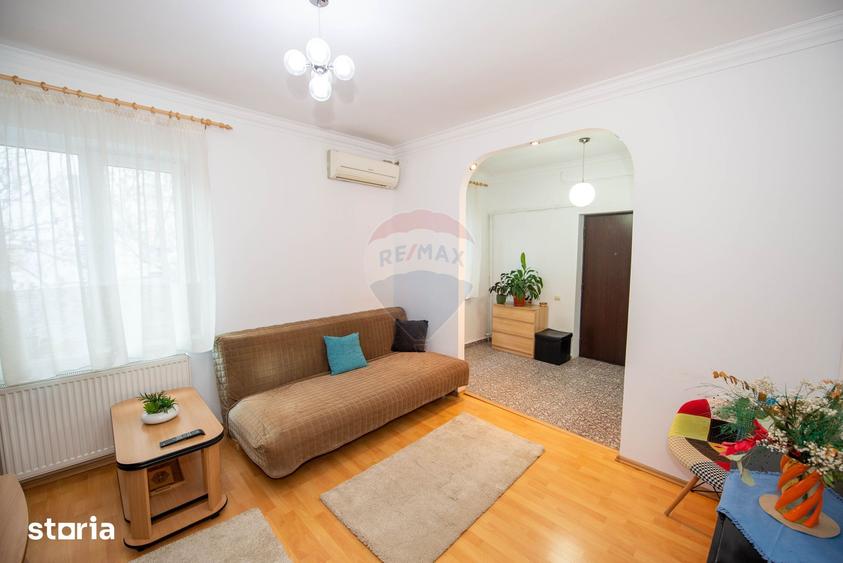 Apartament cu 2 camere nedecomandat în Grivița