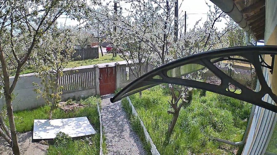 Casă cu 3 camere cu Teren 2000 Mp în Fărcașele