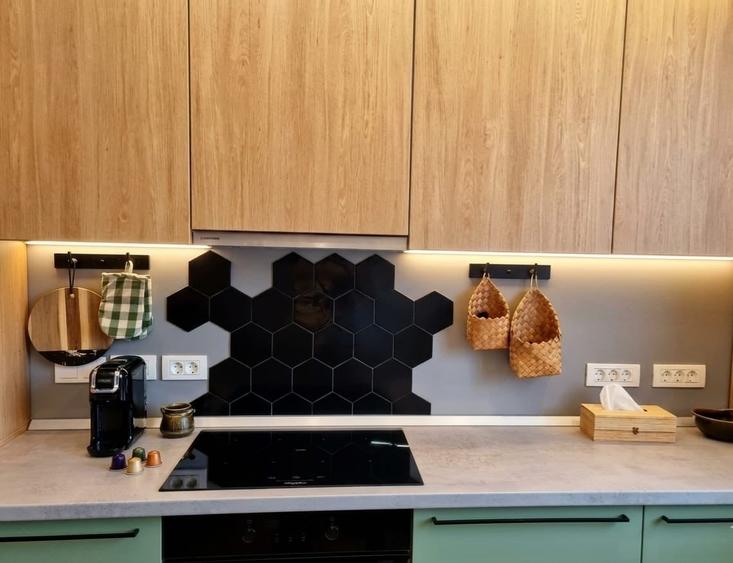 Apartament cu 3 camere decomandat, mobilat în Take Ionescu