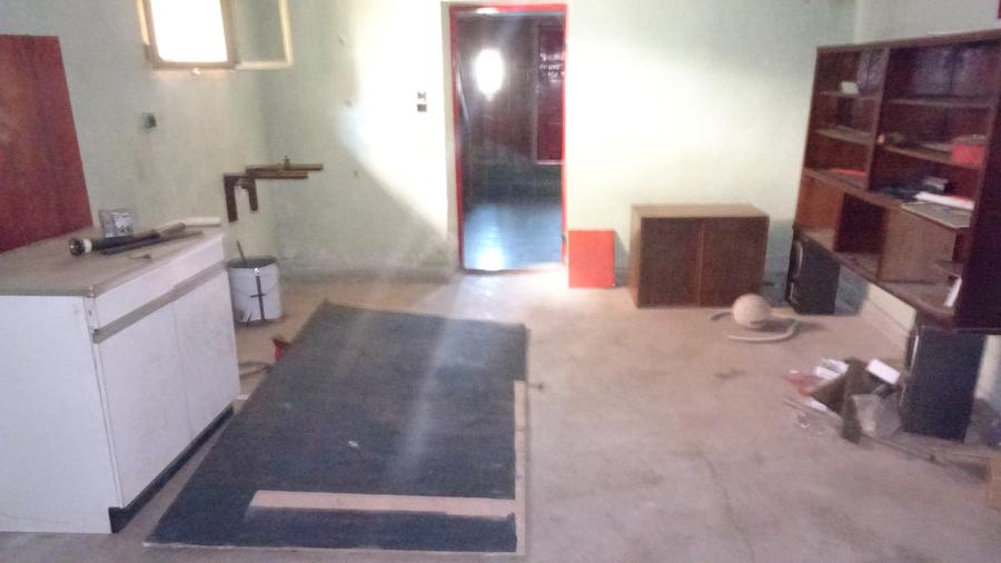 Casă cu 9 camere cu Teren 318 Mp în Crângului