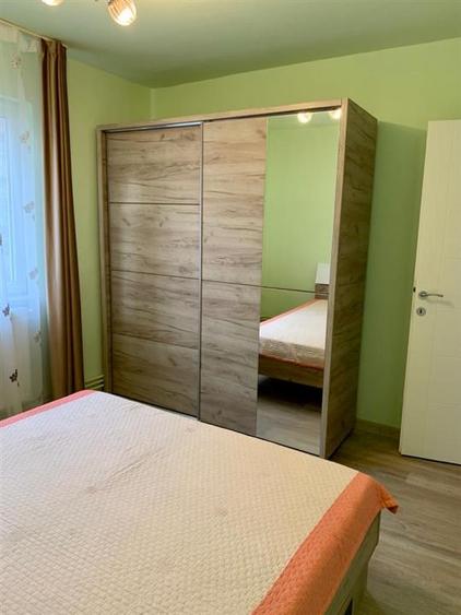 Apartament cu 2 camere semidecomandat în Șagului