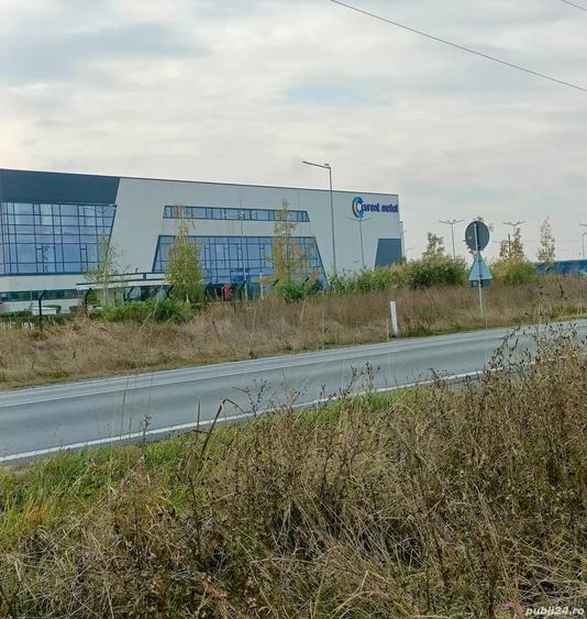 Teren de 6700 mp, în Ulmi