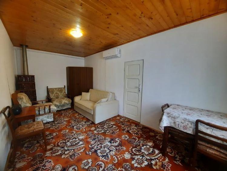 Casă individuală cu 2 camere cu Teren 200 Mp în Podul Vadului