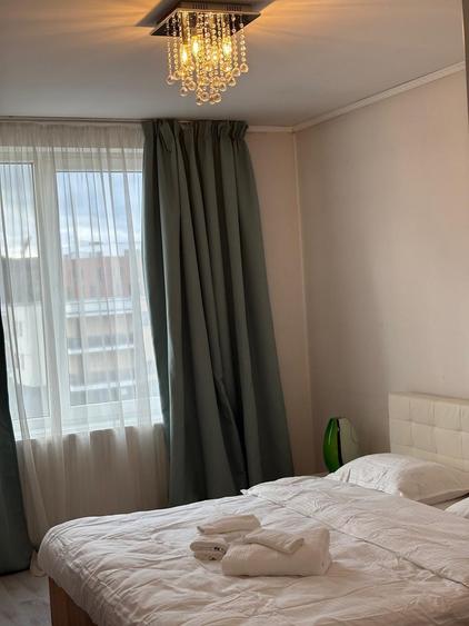 Apartament cu 3 camere,2 balcoane,parcare,zona Tineretului - 10