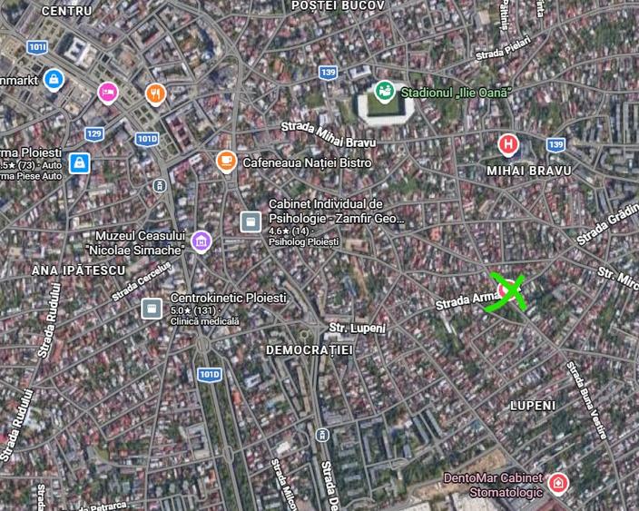 Casă cu 9 camere cu Teren 567 Mp în Central