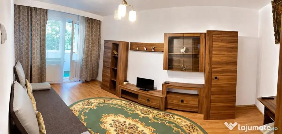Apartament cu 2 camere decomandat în Hărmanului