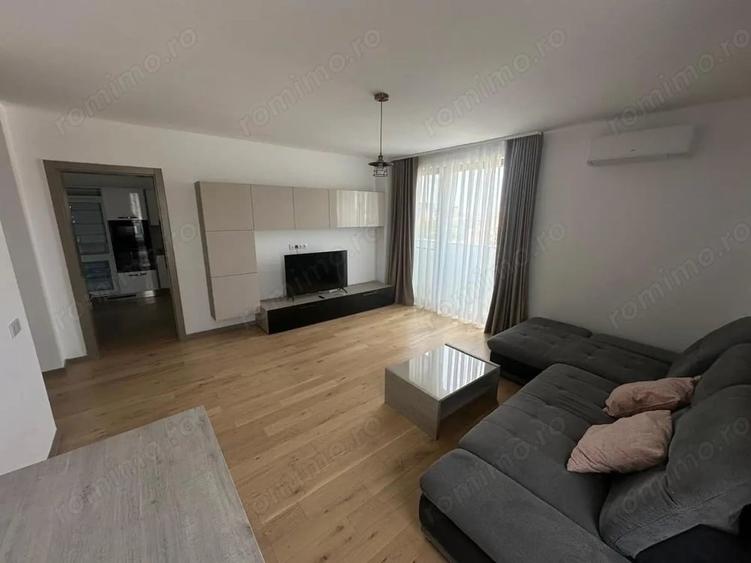 Apartament cu 3 camere decomandat în Take Ionescu