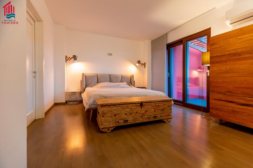 Penthouse cu 3 camere decomandat în Tudor Vladimirescu