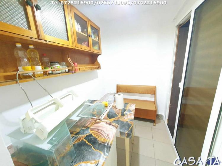 Garsonieră decomandată, mobilată în Debarcader