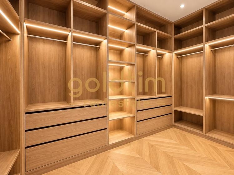 Apartament cu 5 camere semidecomandat, mobilat în Herăstrău