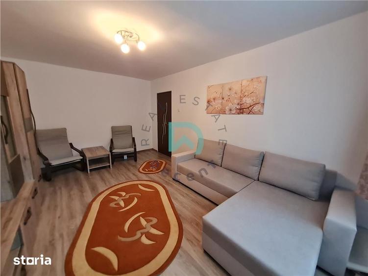 Apartament cu 2 camere decomandat în Valea Cetății