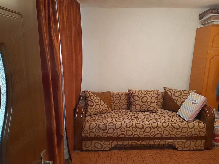 Casă cu Teren 2200 Mp în Războieni