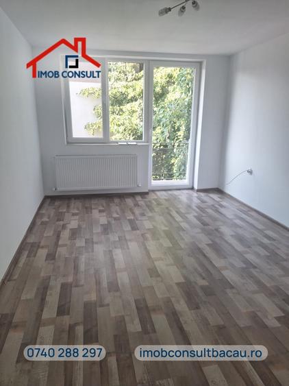 Apartament cu 2 camere decomandat în George Bacovia