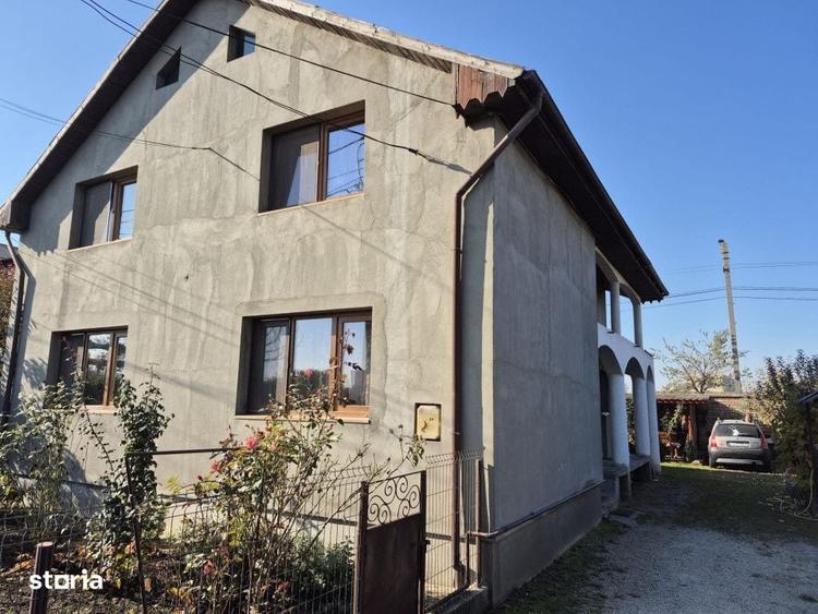 Casă cu 4 camere cu Teren 499 Mp în Mărăști