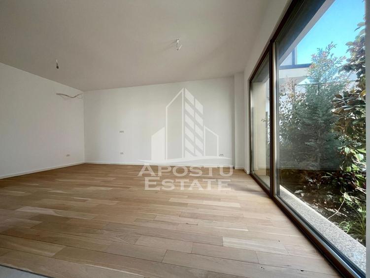 Duplex cu 4 camere cu Canalizare în Dumbrăvița