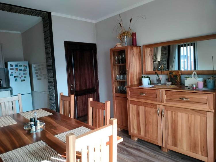 Casă cu 4 camere în Sărata
