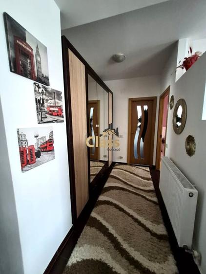 Apartament cu 2 camere semidecomandat, mobilat în Iris