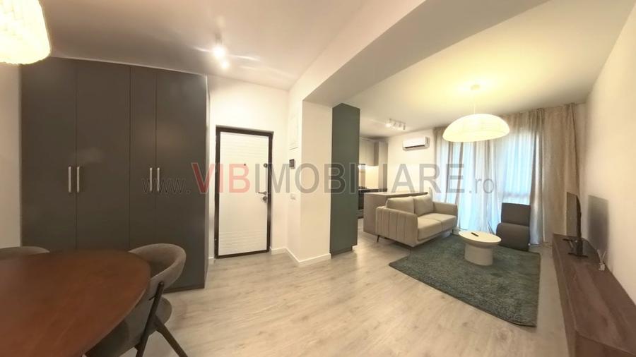 Apartament cu 3 camere semidecomandat în Străulești