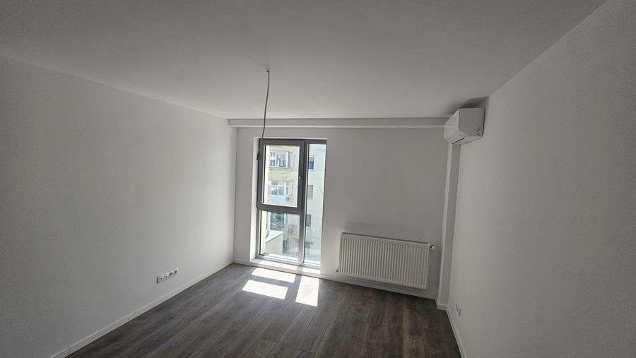 Apartament cu 2 camere decomandat în Tei