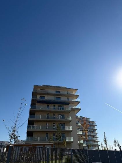 Apartament cu 3 camere decomandat în Floreasca