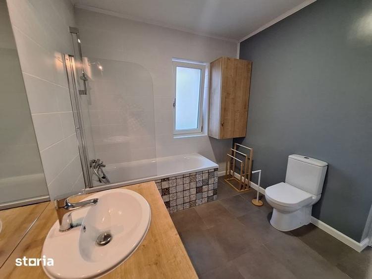 Casă cu 2 camere cu Teren 100 Mp în Sânmartin