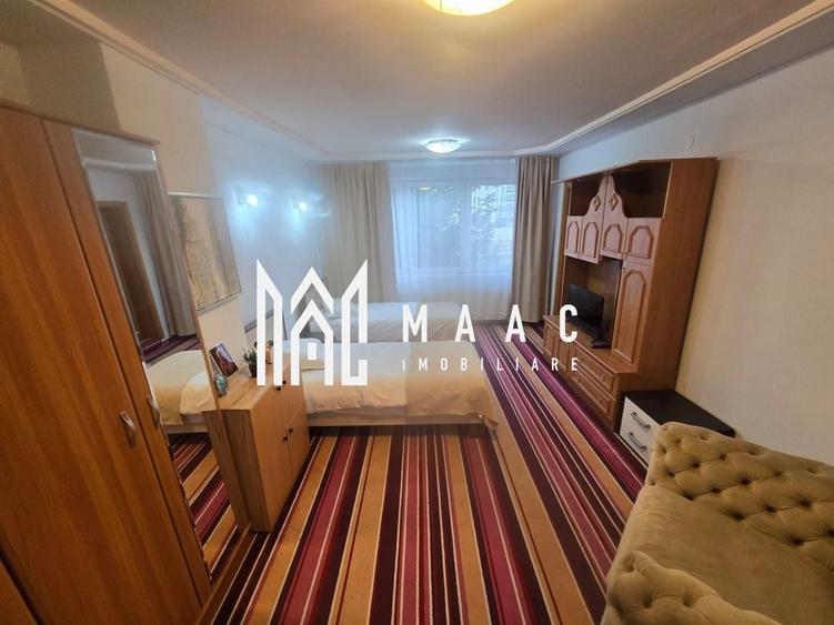 Casă individuală cu 6 camere cu Canalizare în Piața Cluj