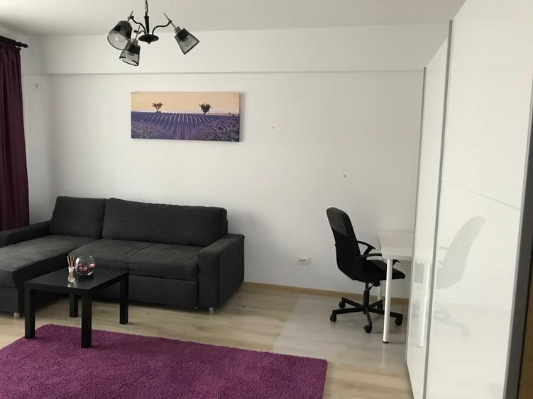 Apartament cu 2 camere decomandat în Păcii