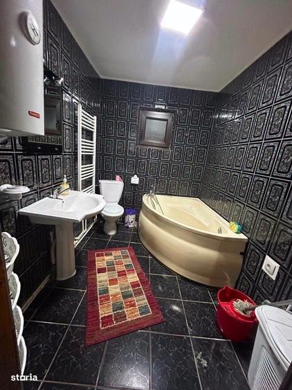 Casă cu 3 camere cu Teren 817 Mp în Central