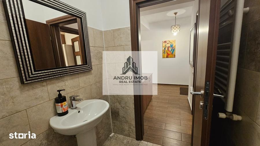 Apartament cu 3 camere în Central