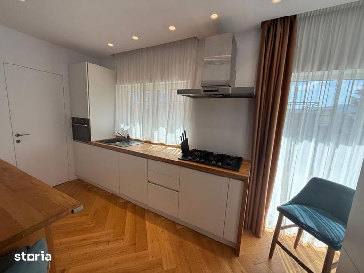 Apartament cu 3 camere, mobilat în Andrei Mureșanu