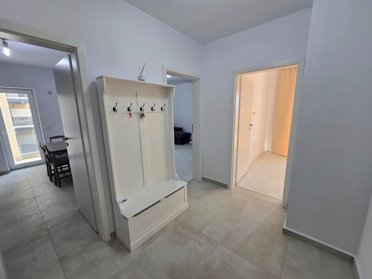 Apartament cu 2 camere decomandat în Metalurgiei
