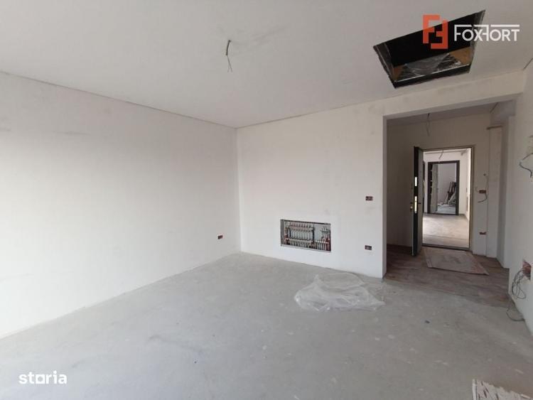 Apartament cu 2 camere decomandat în Girocului
